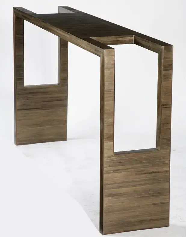 2 versions pour cette console, une en marqueterie de paille teintée, l’autre en parchemin.