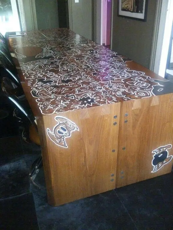 Table et bancs